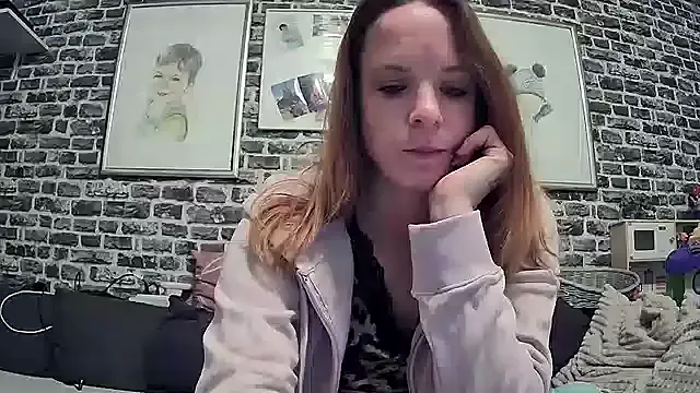 sigmasian – webcam model profile photo Image 3