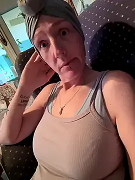 _sirine_ – webcam model profile photo Image 14