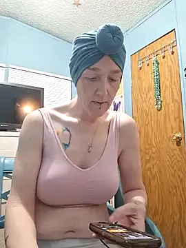 _sirine_ – webcam model profile photo Image 4