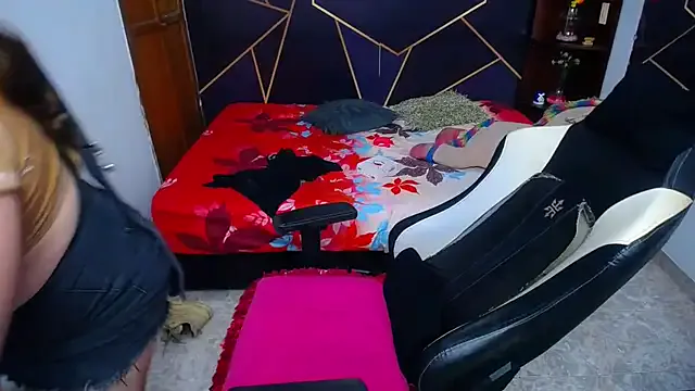 lynxanarres – webcam model profile photo Image 13