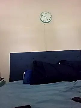 alana15 – webcam model profile photo Image 3