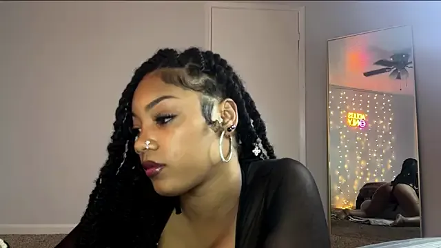 MadisonKroft – webcam model profile photo Image 7