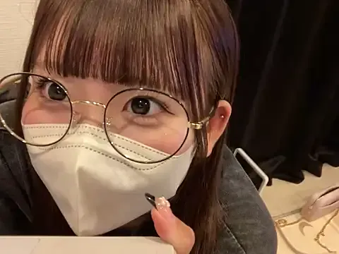 molochnaya000 – webcam model profile photo Image 6