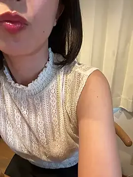 ava_delightt – webcam model profile photo Image 3