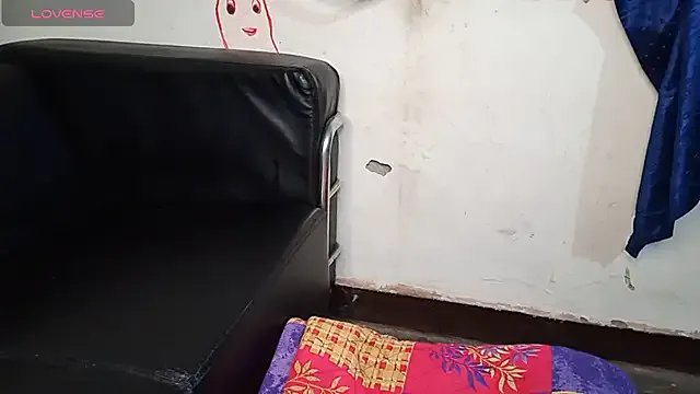 Silent_bdgirl – webcam model profile photo