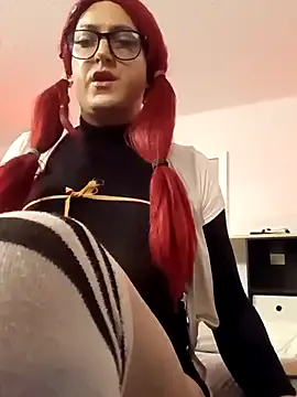 raisawetsx – webcam model profile photo Image 12