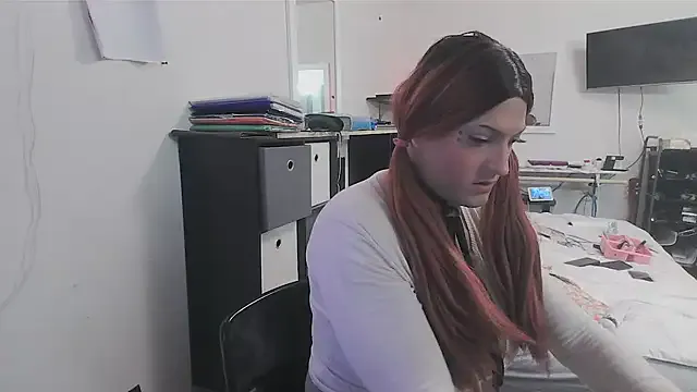 raisawetsx – webcam model profile photo Image 4