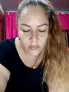 molochnaya000 – webcam model profile photo Image 8