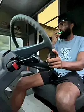 octavarium211 – webcam model profile photo Image 13