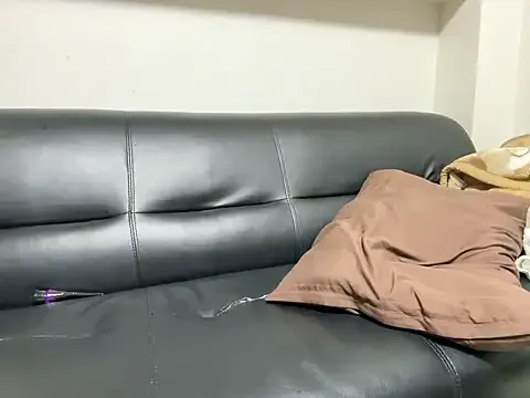 Youlalia – webcam model profile photo Image 17