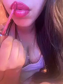 Linnea – webcam model profile photo Image 18