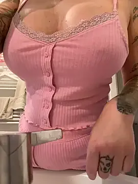 kaylavanber_ – webcam model profile photo Image 4