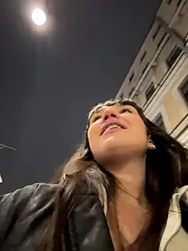 LinaTwins – webcam model profile photo Image 15