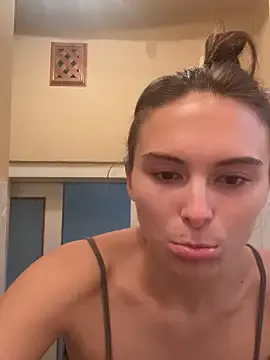 hina_porn – webcam model profile photo Image 6