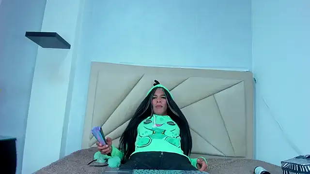 sunsets – webcam model profile photo Image 5