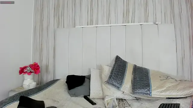 sunsets – webcam model profile photo Image 6