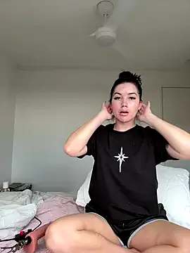 alana15 – webcam model profile photo Image 19