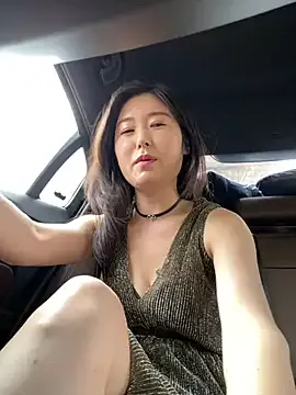 bambi_lu – webcam model profile photo Image 4