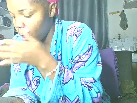 bambi_lu – webcam model profile photo Image 5