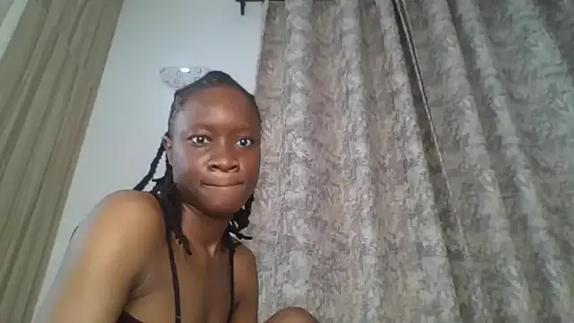 bambi_lu – webcam model profile photo Image 9