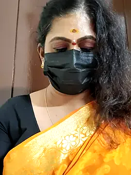 Linnea – webcam model profile photo Image 14