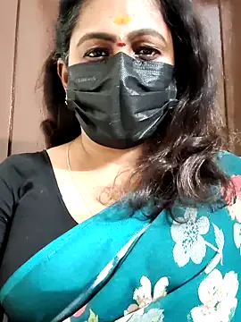 Linnea – webcam model profile photo Image 15