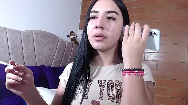 Hannahoff – webcam model profile photo Image 10