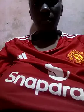 PinkyPai – webcam model profile photo Image 13