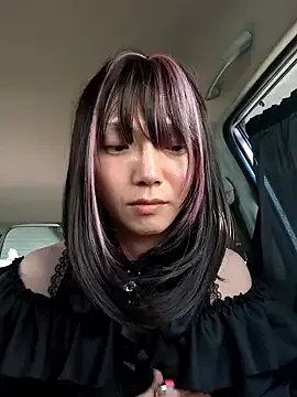 Ninjainia – webcam model profile photo Image 2