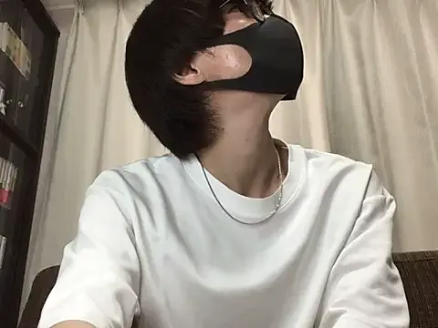 -VikkiL0vesCheese- – webcam model profile photo Image 4