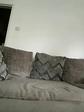 millemimi – webcam model profile photo Image 8