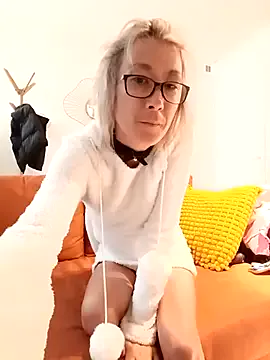 gael_coral – webcam model profile photo Image 13