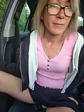 gael_coral – webcam model profile photo Image 3