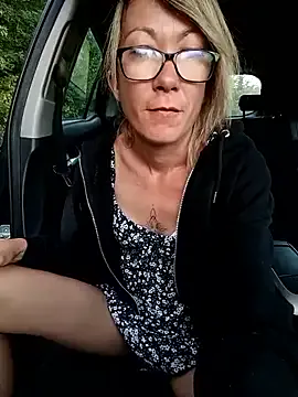 gael_coral – webcam model profile photo Image 4