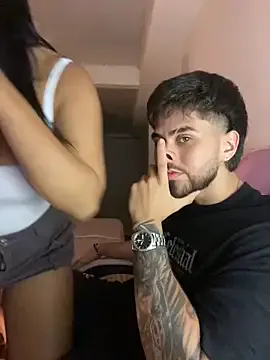 sweetyiris – webcam model profile photo Image 2