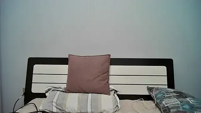 _mito_69 – webcam model profile photo Image 2