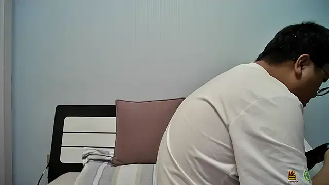 _mito_69 – webcam model profile photo Image 6