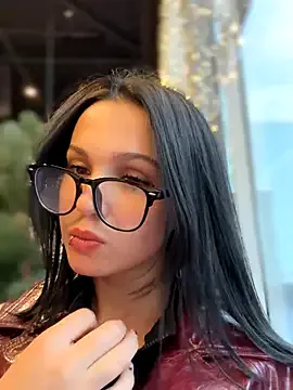 bambi_lu – webcam model profile photo Image 2