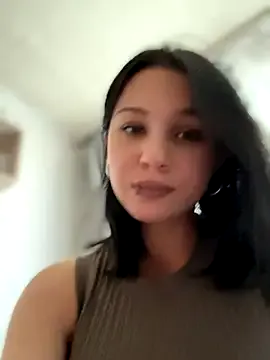 bambi_lu – webcam model profile photo Image 8