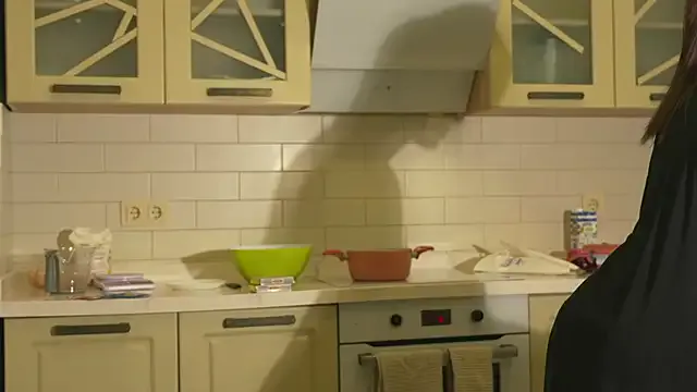 kiraspitqueen – webcam model profile photo Image 14