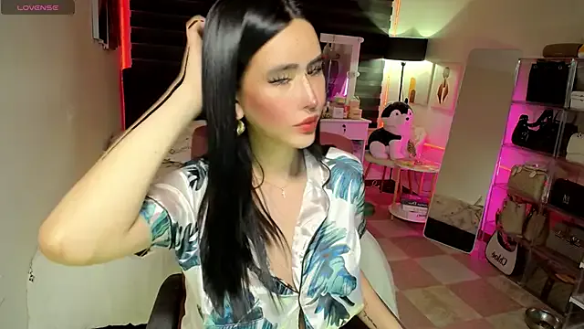 CUMshotik23 – webcam model profile photo Image 5