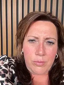 sukubb-overlord – webcam model profile photo Image 8