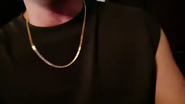 gael_coral – webcam model profile photo Image 3