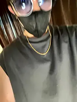 gael_coral – webcam model profile photo Image 8