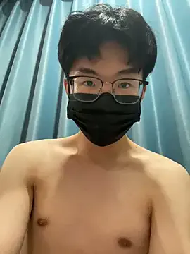 octavarium211 – webcam model profile photo Image 2