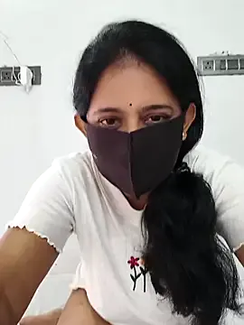 Ninjainia – webcam model profile photo Image 9