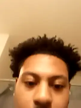 shinyways – webcam model profile photo Image 4