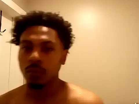 shinyways – webcam model profile photo Image 8